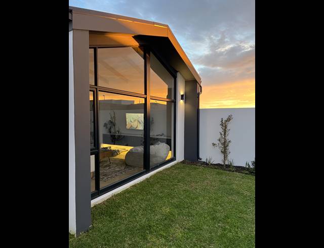 4 BEDROOM HOUSE FOR SALE IN SANDOWN